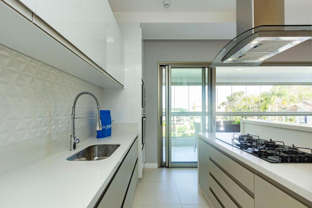 Punta Blu 102-9 - Apartamento De Alto Padrao Em Condominio Exclusivo, Quadra Poliesportiva - Piscina - Portaria 24H. Bombinhas Exterior foto